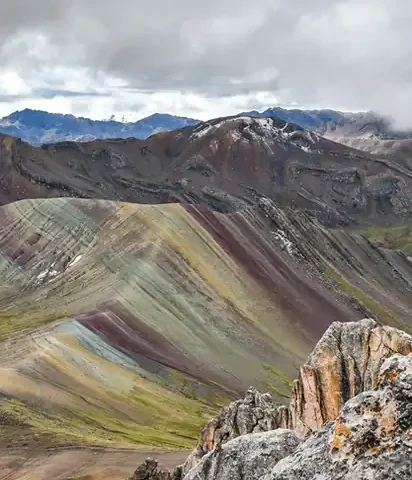Palcoyo Rainbow Mountain 1 Day