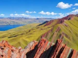 Vista de la laguna Langui-Layo desde la cresta de Pallay Punchu