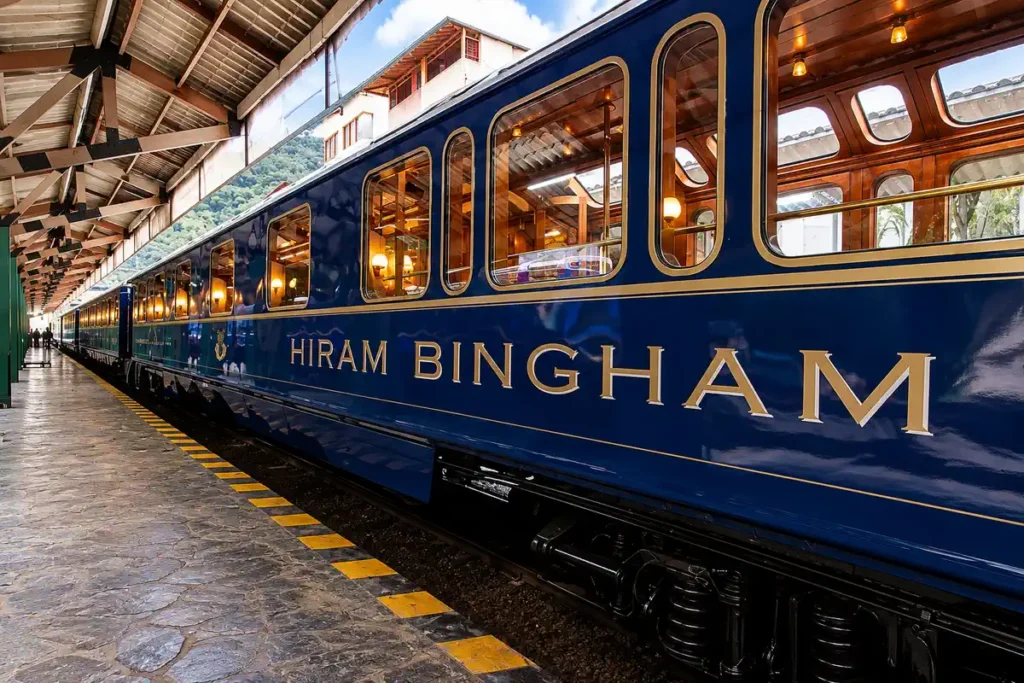 Hiram Bingham luxury train by Belmond at the station